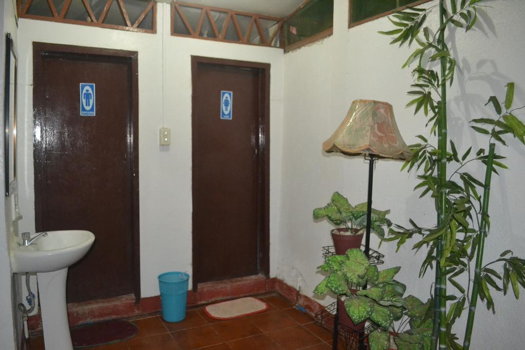 Mabini Pensione Puerto Princesa ภายนอก รูปภาพ